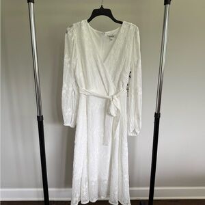 Kensie white wrap dress
